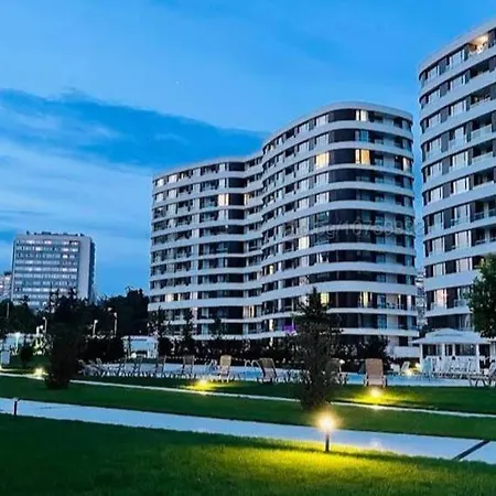 Апартамент Park South *